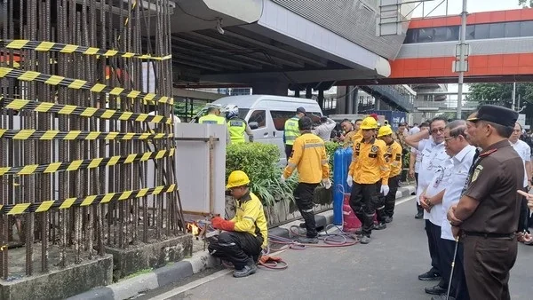 Pembongkaran tiang monorel (Dok : Int).