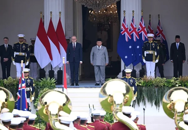 Presiden Prabowo Subianto menyambut kedatangan Perdana Menteri Australia Anthony Albanese dalam rangka kunjungan kerja di Istana Merdeka, Jakarta (Dok : Ist).