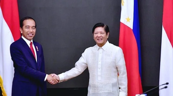 Presiden RI, Joko Widodo bersama Presiden Filipina, Ferdinand Marcos Jr. di Istana Malacañang, Manila, Filipina, Rabu (10/01). (Foto: BPMI Setpres).