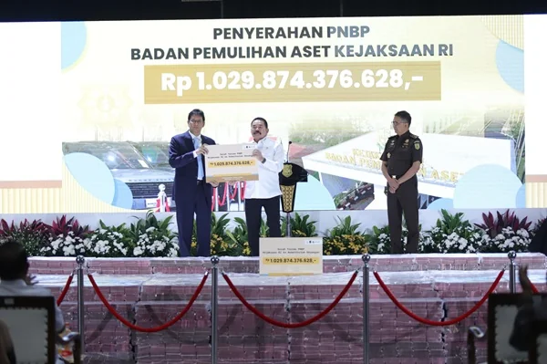 Penyerahan Hasil Lelang Badan Pemulihan Aset (BPA) Fair 2026 di Gedung BPA Kejaksaan RI (Dok : Ist).