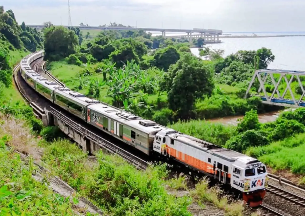 Kereta Api (Dok : Ist).