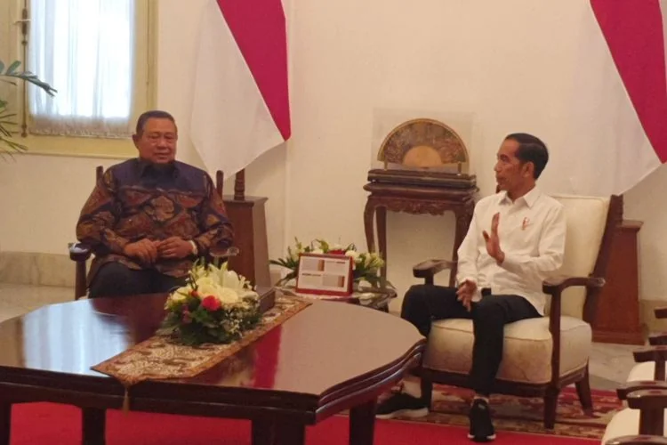 Presiden Joko Widodo bertemu dengan Presiden keenam RI Susilo Bambang Yudhoyono. Pertemuan digelar di Istana Merdeka, Jakarta./Ist