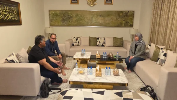 KBRI di Abu Dhabi menerima keterangan dari salah satu WNI yang selamat dari ledakan kapal di kawasan Selat Hormuz (Dok : Ist).