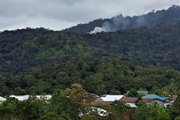 Tangkap layar rekaman warga diduga lokasi jatuhnya pesawat di Kalimantan Utara (Dok : Int).