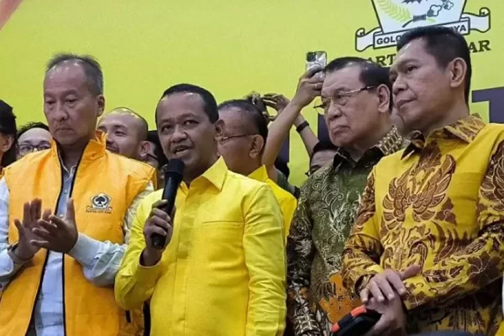 Ketua Umum Partai Golkar Bahlil Lahadalia menyampaikan target Pemilu 2029 saat Musyawarah Daerah (Musda) Golkar Sulawesi Tenggara (Sultra) di Kendari,