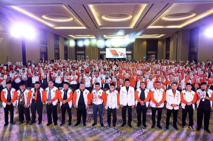 PKS Gelar Bimteknas, Hadirkan Menkeu hingga Kepala BGN Jadi Pemateri