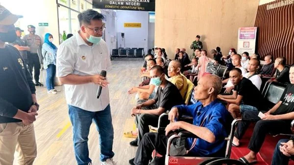 Pekerja Migran Indonesia (PMI) bermasalah di Malaysia yang dideportasi atau dipulangkan ke Indonesia (Dok : Ist).