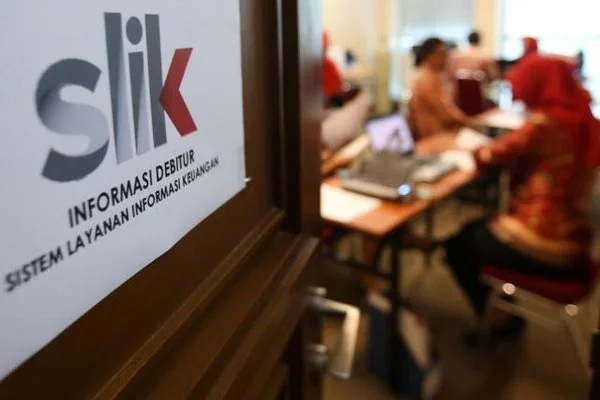 Ilustrasi - Sistem Layanan Informasi Keuangan (SLIK) di kantor Otoritas Jasa Keuangan (OJK)