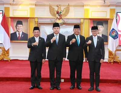 Pelantik Sekretaris Jenderal dan Inspektur Jenderal(Ist)