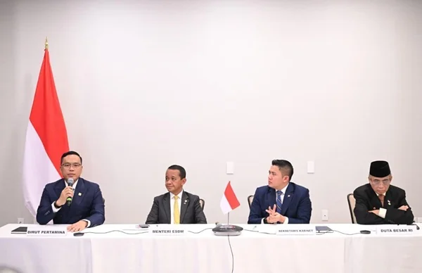 Konferensi Pers terkait kepemilikan saham freeport (Dok : Ist).