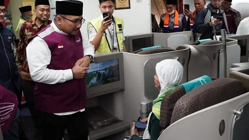 Pemberangkatan Jemaah Haji Kloter pertama. (Foto: Dok. Humas Kemenag).