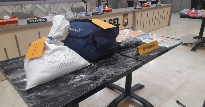 Barang milik JS,korban pemerkosaan dan pembunuhan (Detik Sulsel)