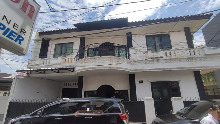 KPK sita rumah Rp 3,5 Miliar di Jakarta terkait kasus tindak pidana pencucian uang (TPPU) oleh Eks Gubernur Maluku Utara (Malut) Abdul Gani Kasuba./Ist