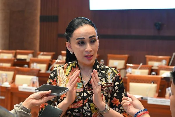 Anggota Komisi I DPR RI Amelia Anggraini (Dok : Ist).