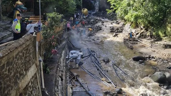 Kondisi saat ini wisata pemandian air panas Guci di Kabupaten Tegal, Provinsi Jawa Tengah  (Dok : Ist).