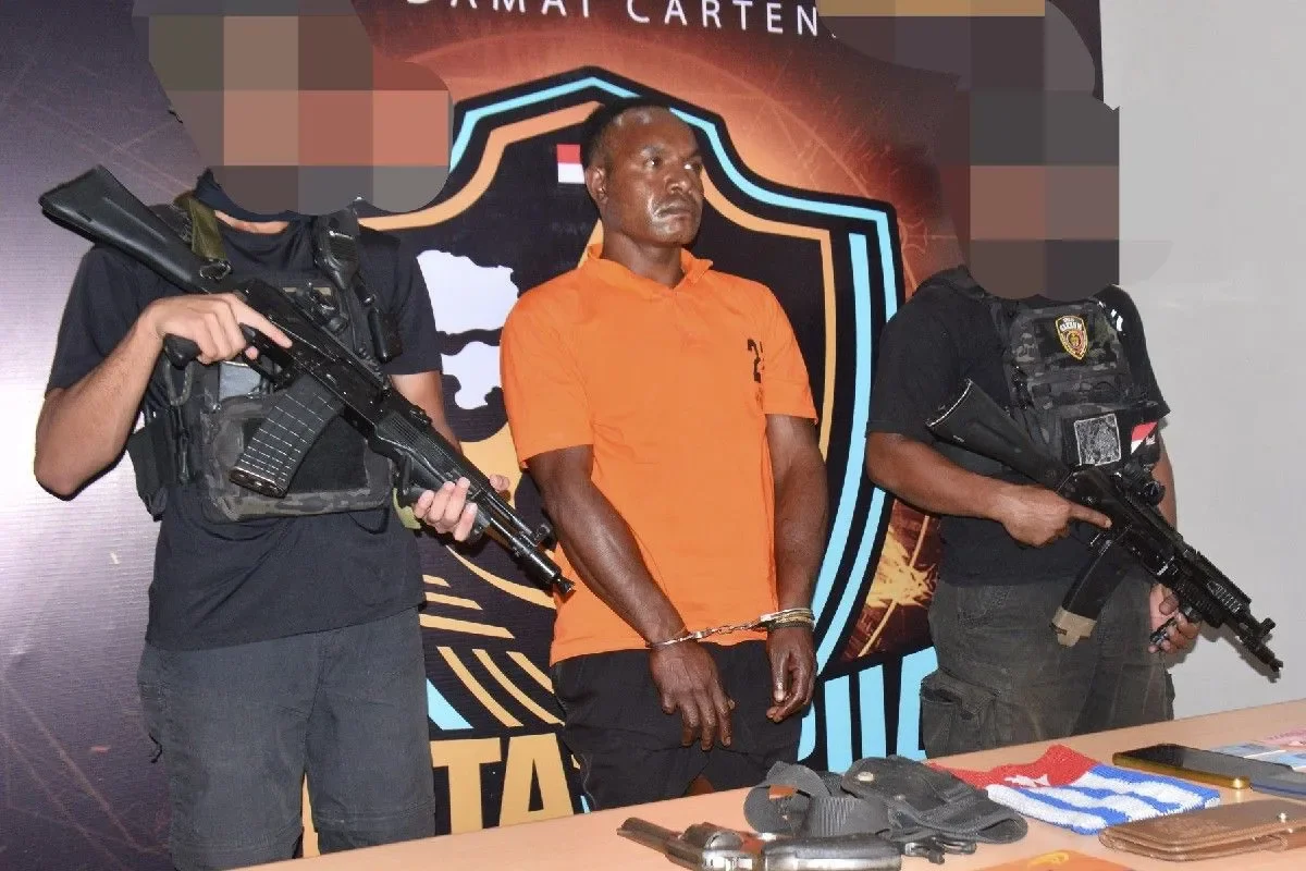 KKB Yekis dan amankan pistol di Timika